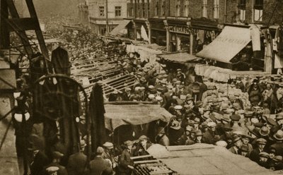 Petticoat Lane market on Middlesex Street by English Photographer